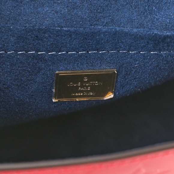 Louis Vuitton, Vernis Epi Monogram Spring Street Scarlet - Picture 2 of 7